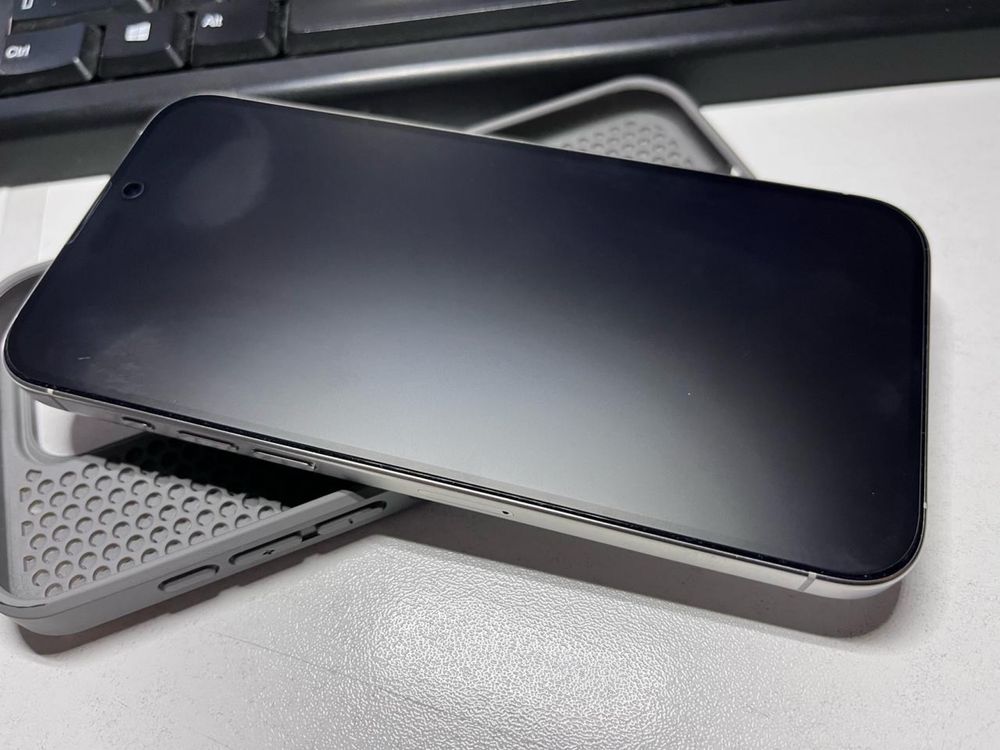 Продам IPHONE 15 pro max