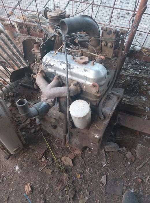 Motor de tractor445
