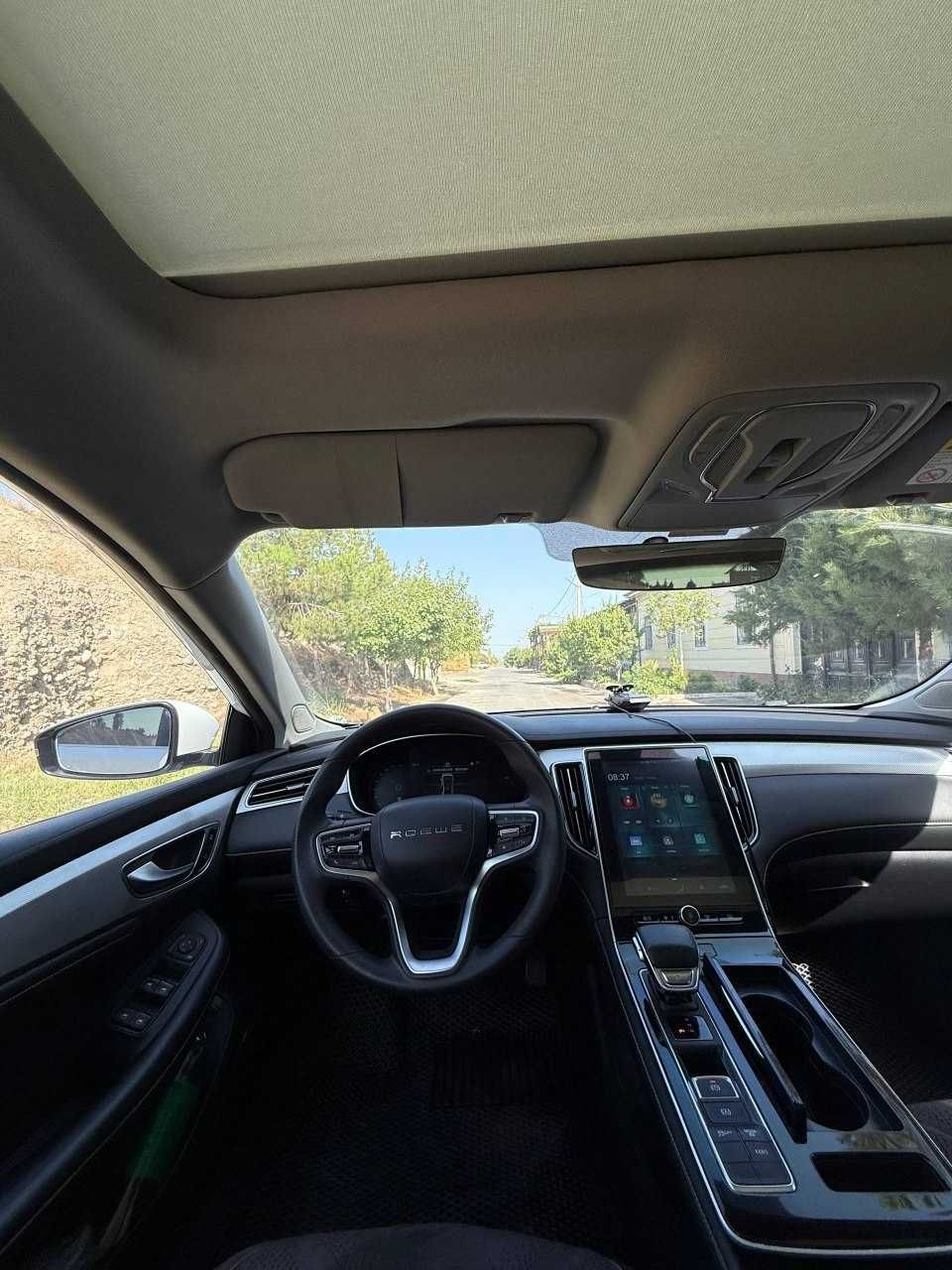 Продаётся машина Roewe i6 Max EV