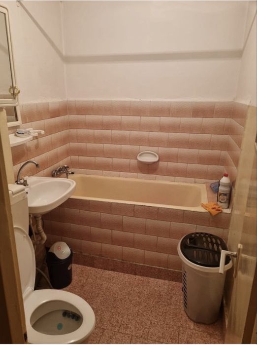 Garsoniera Brazda etaj 1 mobilata - utilată