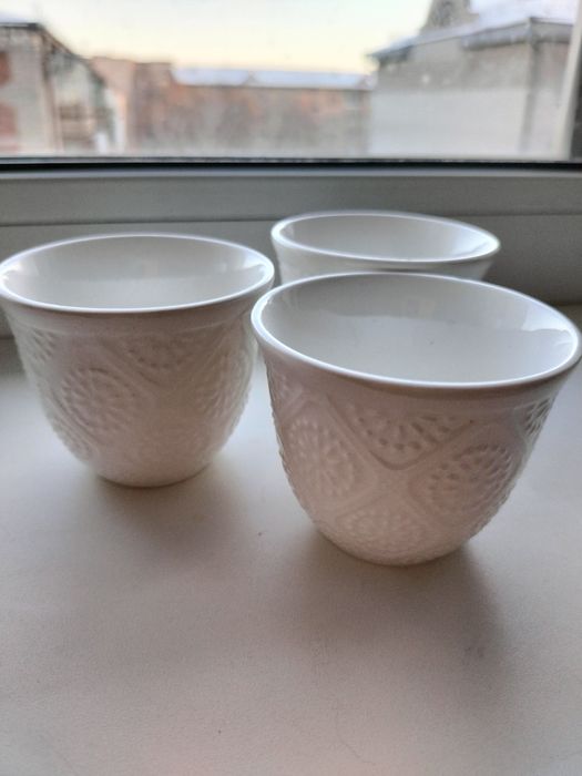 Соусники белого цвета