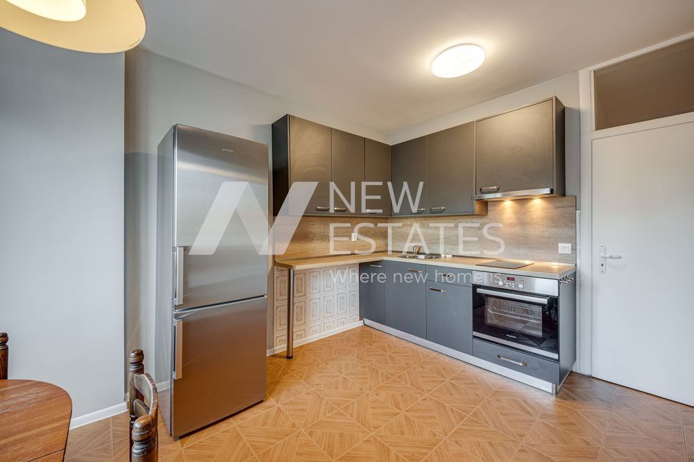 Продава се Тристаен апартамент в София, Красно село - 100 кв.м за 2300 €/кв.м - Снимка #1