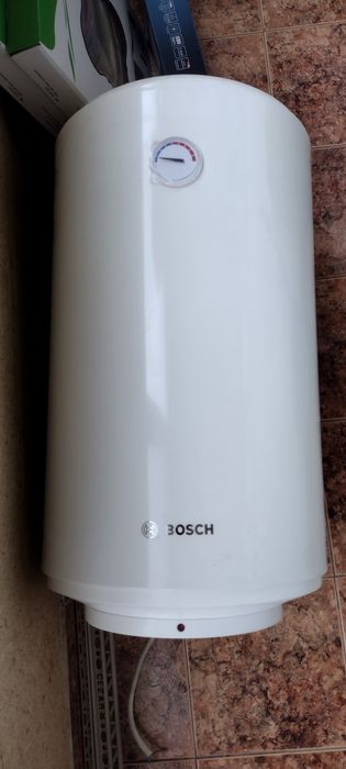 Вертикален бойлер BOSCH 75 литра