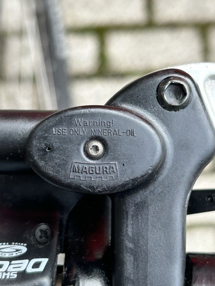 Bicicleta full suspension