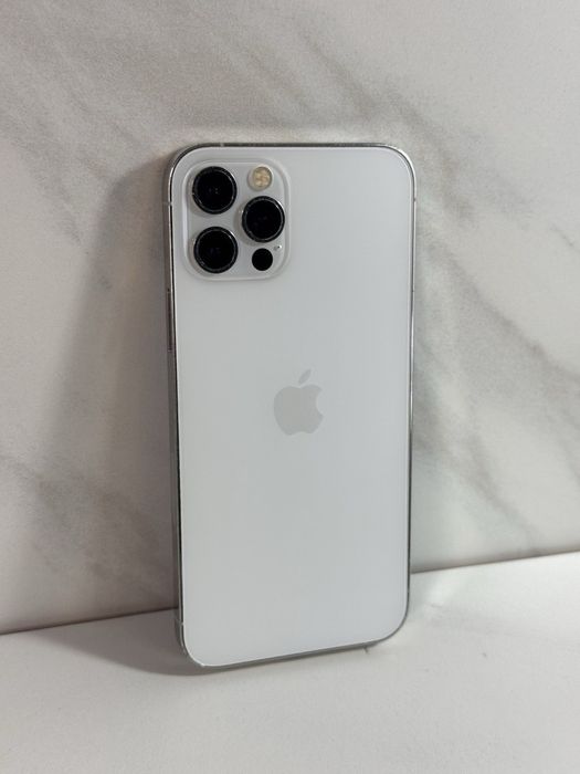 Iphone 12pro sotiladi