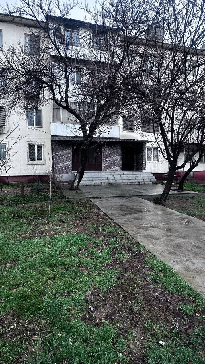 Юнусабад-7! Продаётся помещение с арендатором вдоль дороги