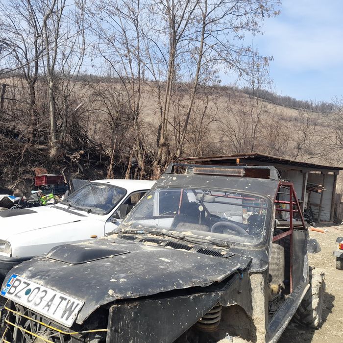 Vând Buggy 1.300e merge foarte bine trage bine dau și la schimb cu atv