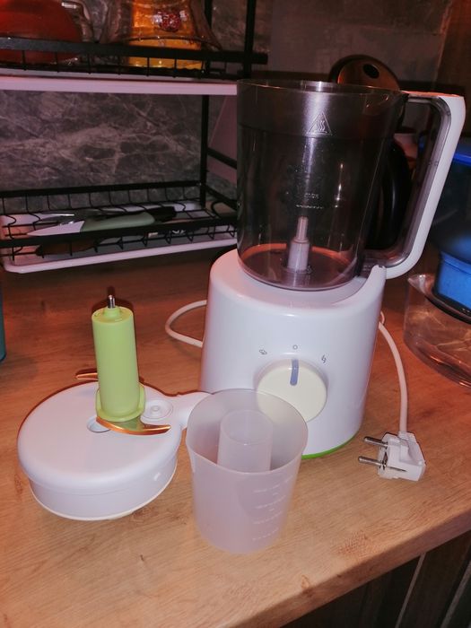 За пюрета за бебе, комбиниран уред за готвене на пара с блендер Philip