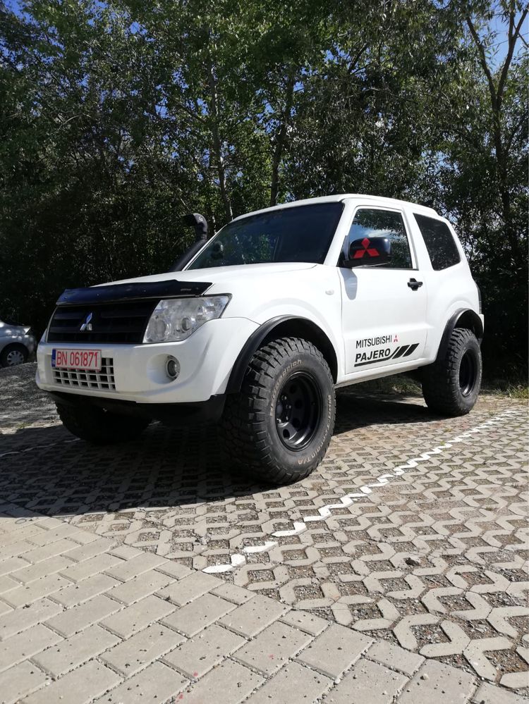 Mitsubish Pajero