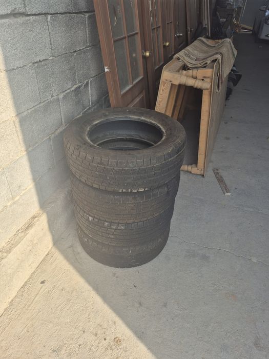 Балон от камри в хорошем состоянии 16размер