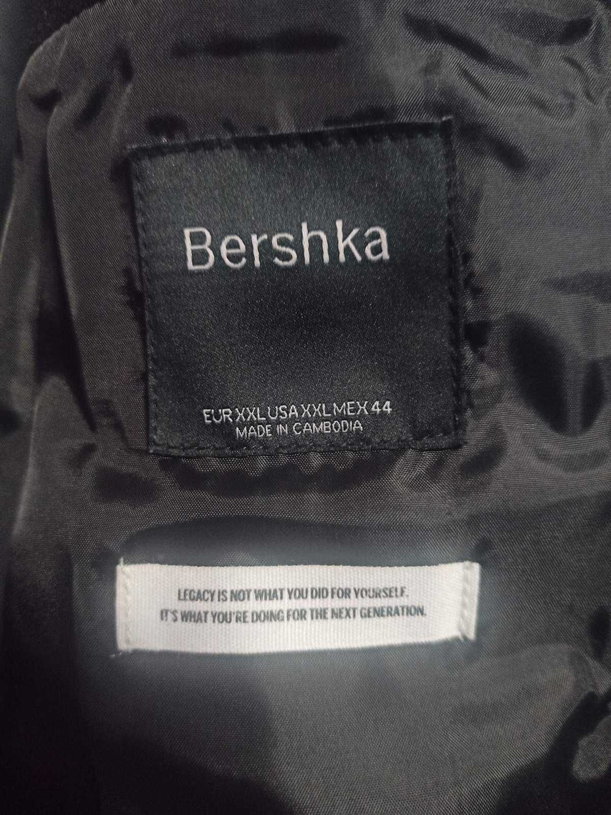 Мъжко палто Bershka