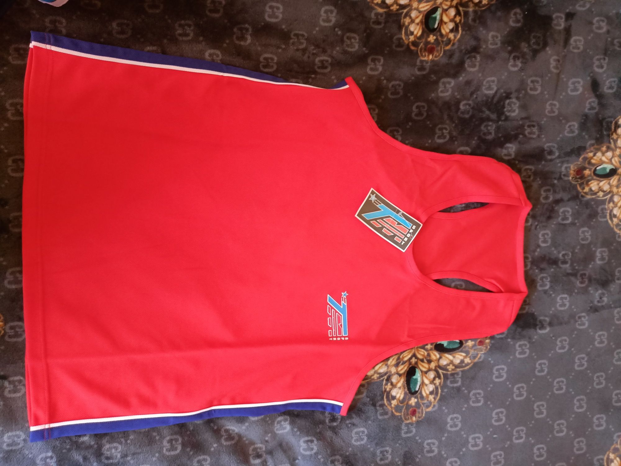 Продам форму боксерскую и борцовскую