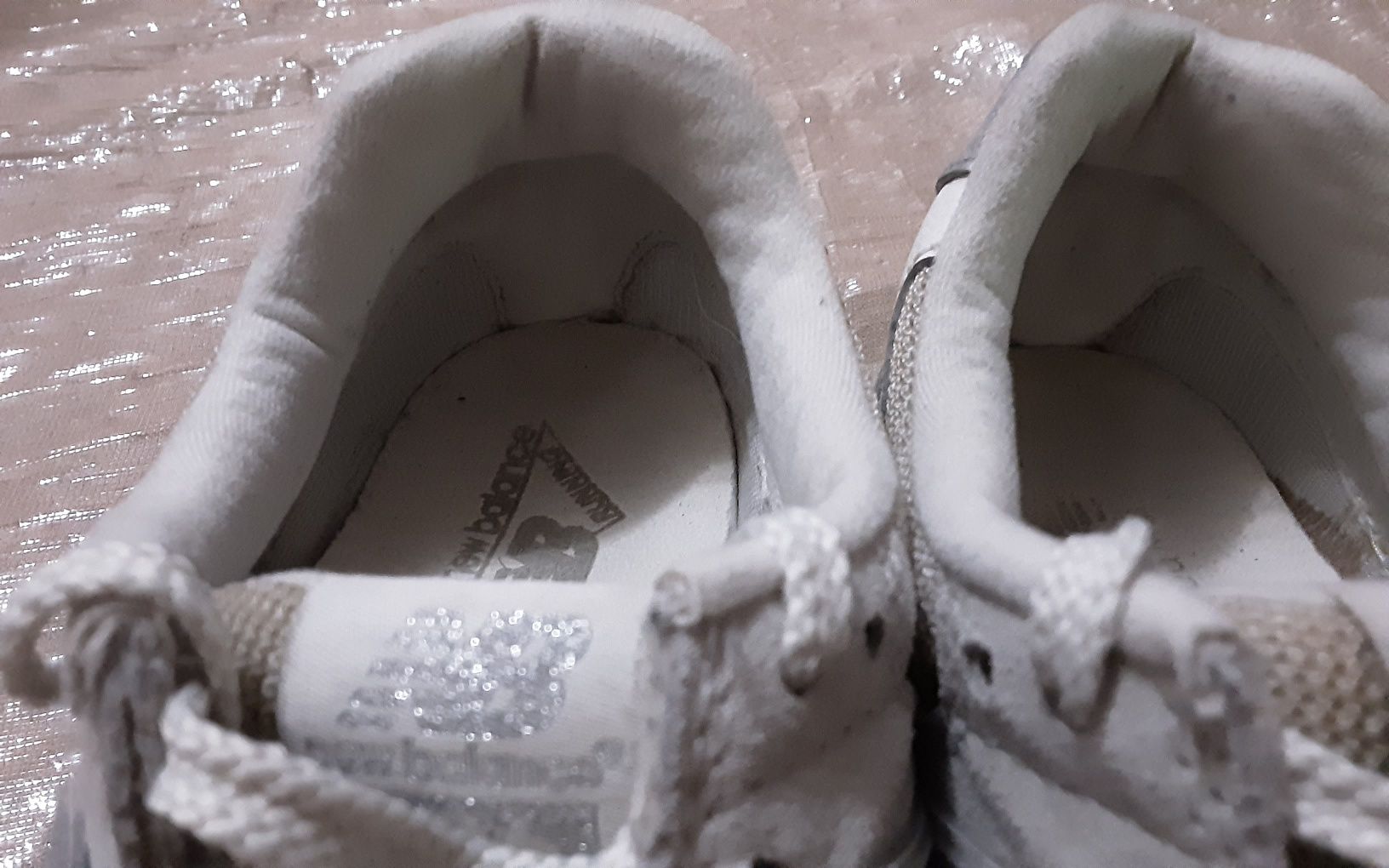 (37) NEW BALANCE 996 дамски маратонки в цвят екрю