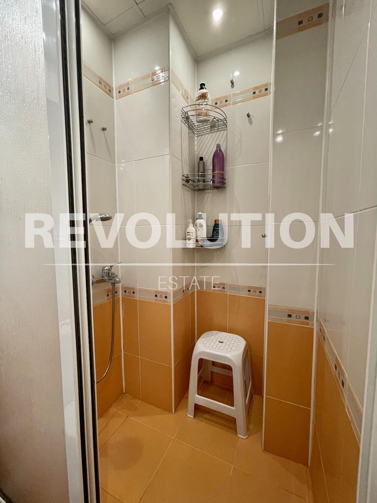 Дава се под наем Двустаен апартамент в Варна, Младост 2 - 55 кв.м за 400 € - Снимка #20