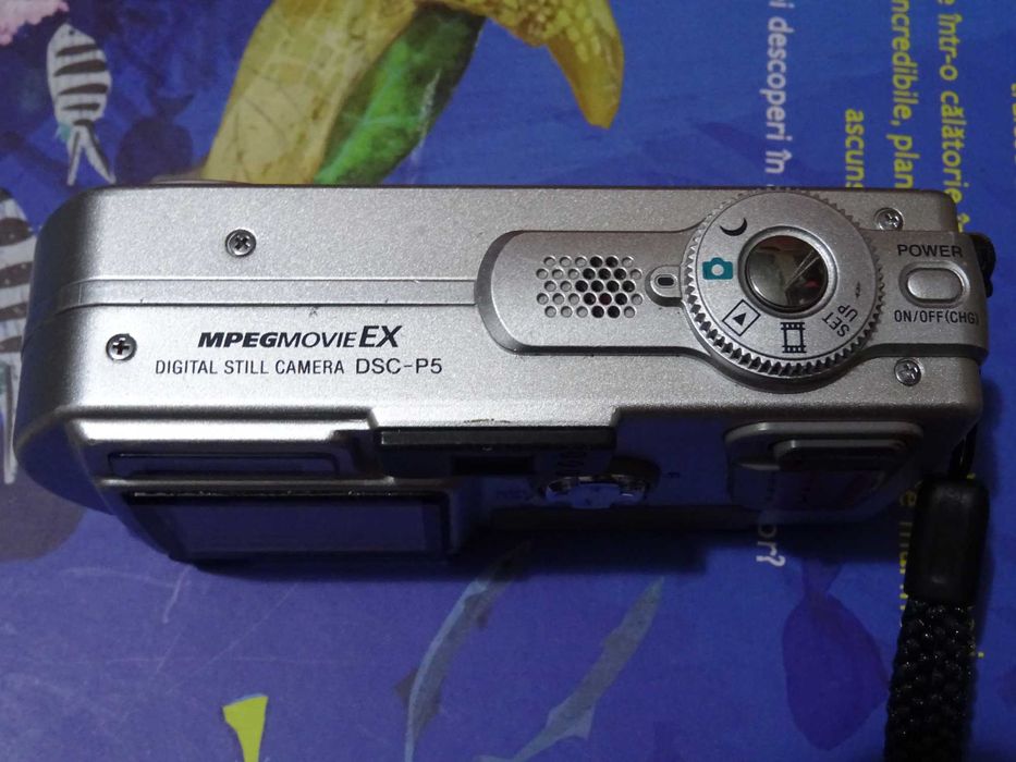 Sony DSC-P5 carte