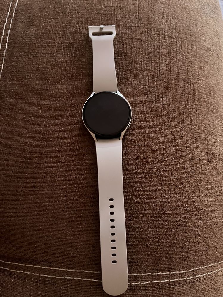 Galaxy watch продам