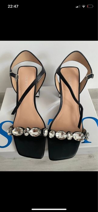 Sandale Guess elegante