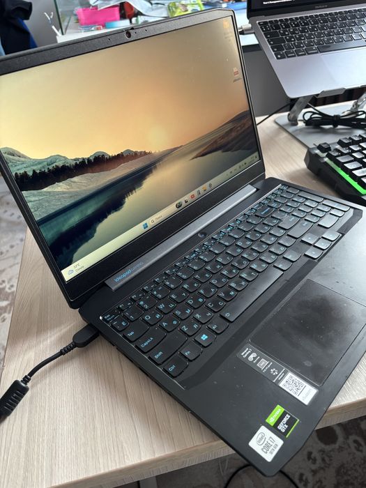 Продам ноутбук Lenovo IdeapadGaming 3