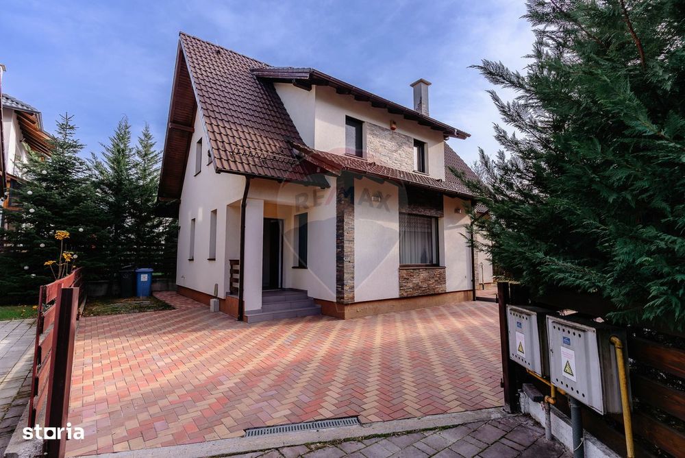 Închiriere casă/ vilă - 120 mp utili+ teren 249 mp– Pitești