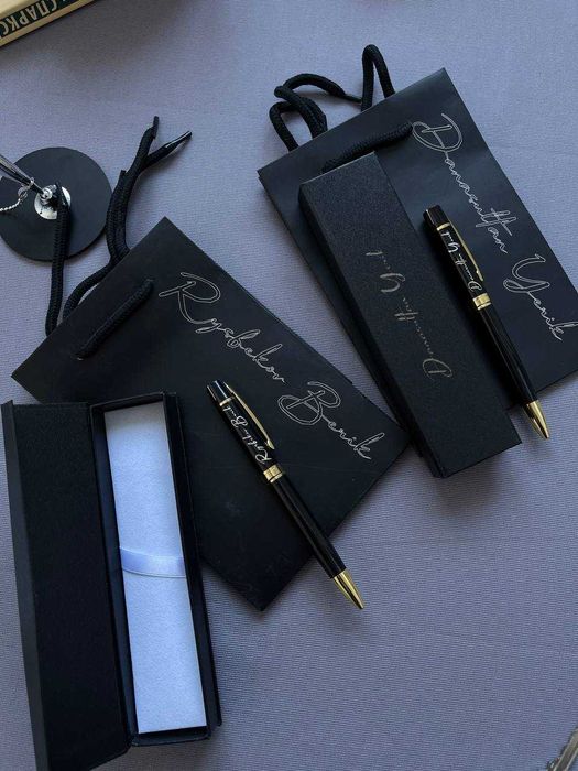 Именная металлическая ручка в подарочной коробке новый год корпоратив