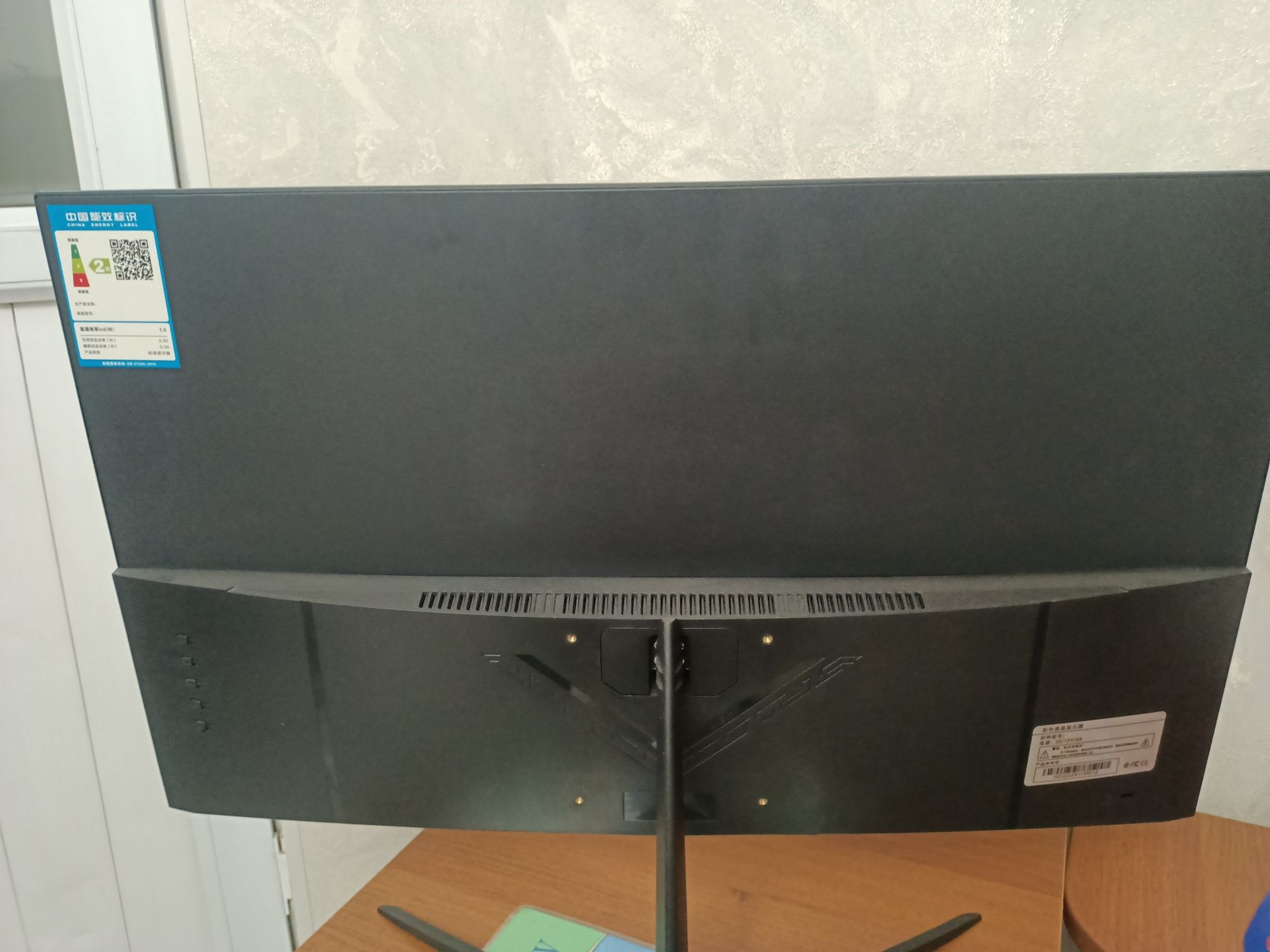 Продам монитор 27 дьюм 100 герц