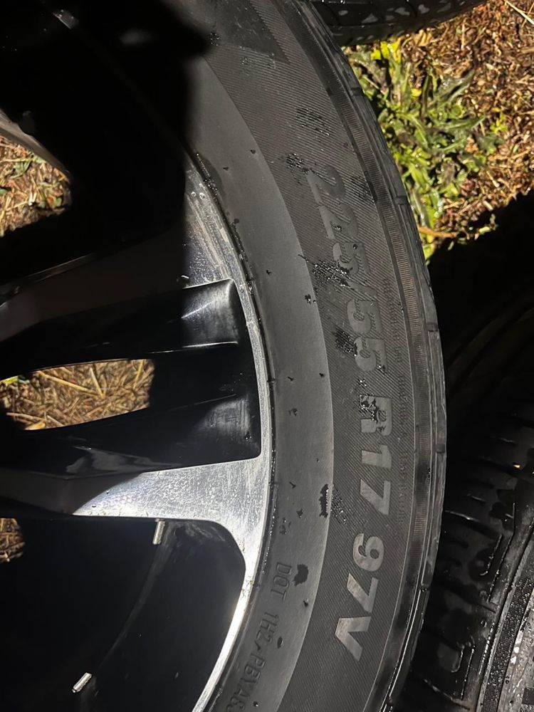 Kumho шина с диской 225/55 R17 97V