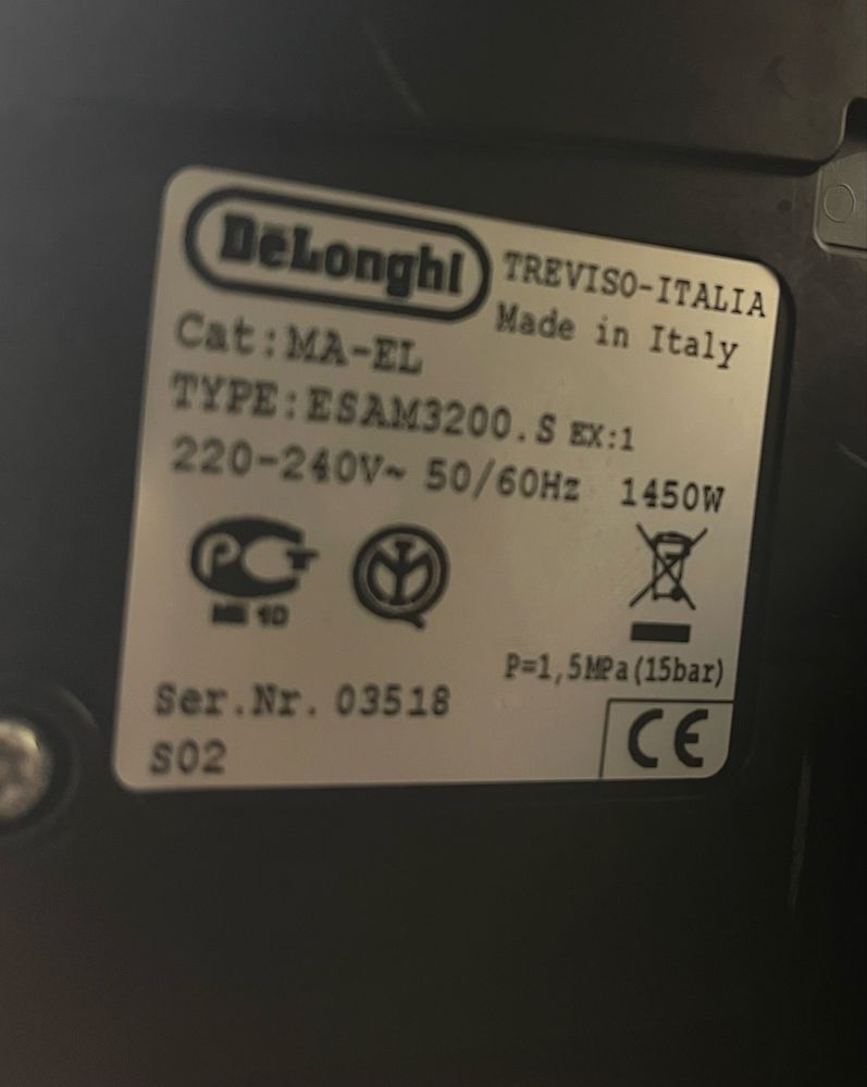 DeLonghi Magnifica ESAM 3200.S - 6 месеца гаранция !