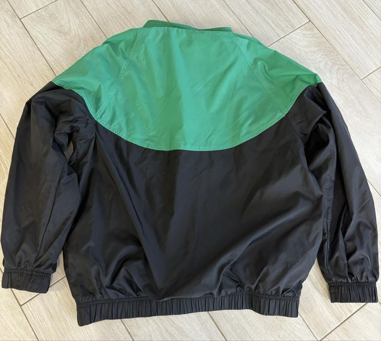 Яке анорак Nike