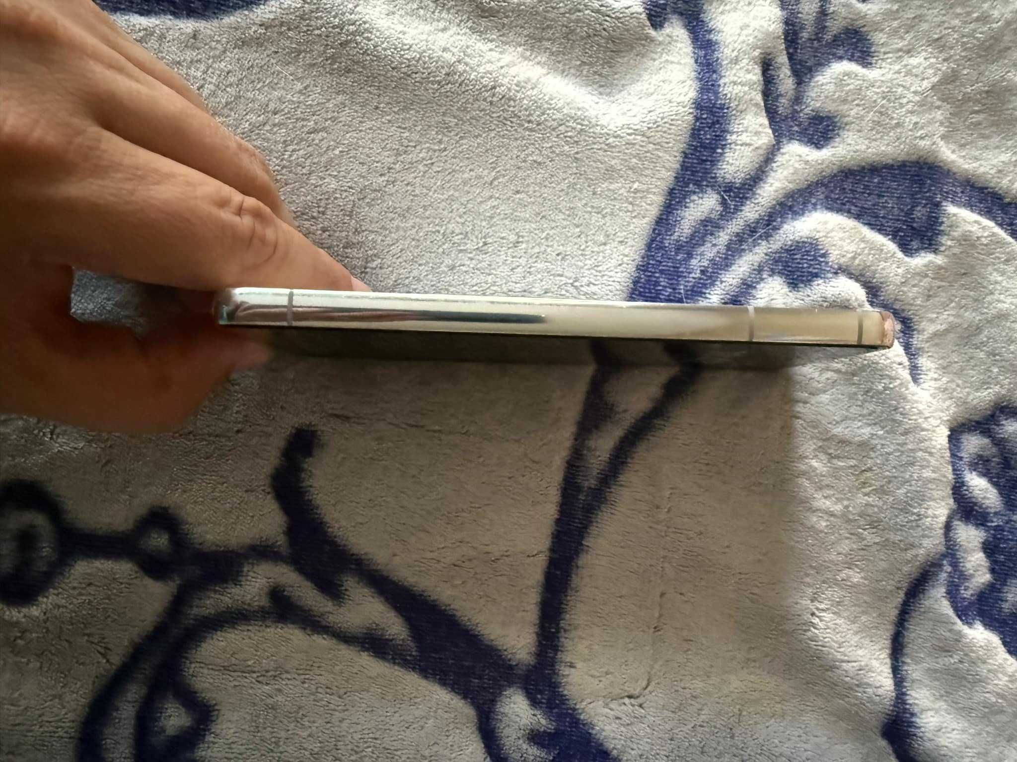 Samsung Galaxy s22 5g 128gb КАТО НОВ