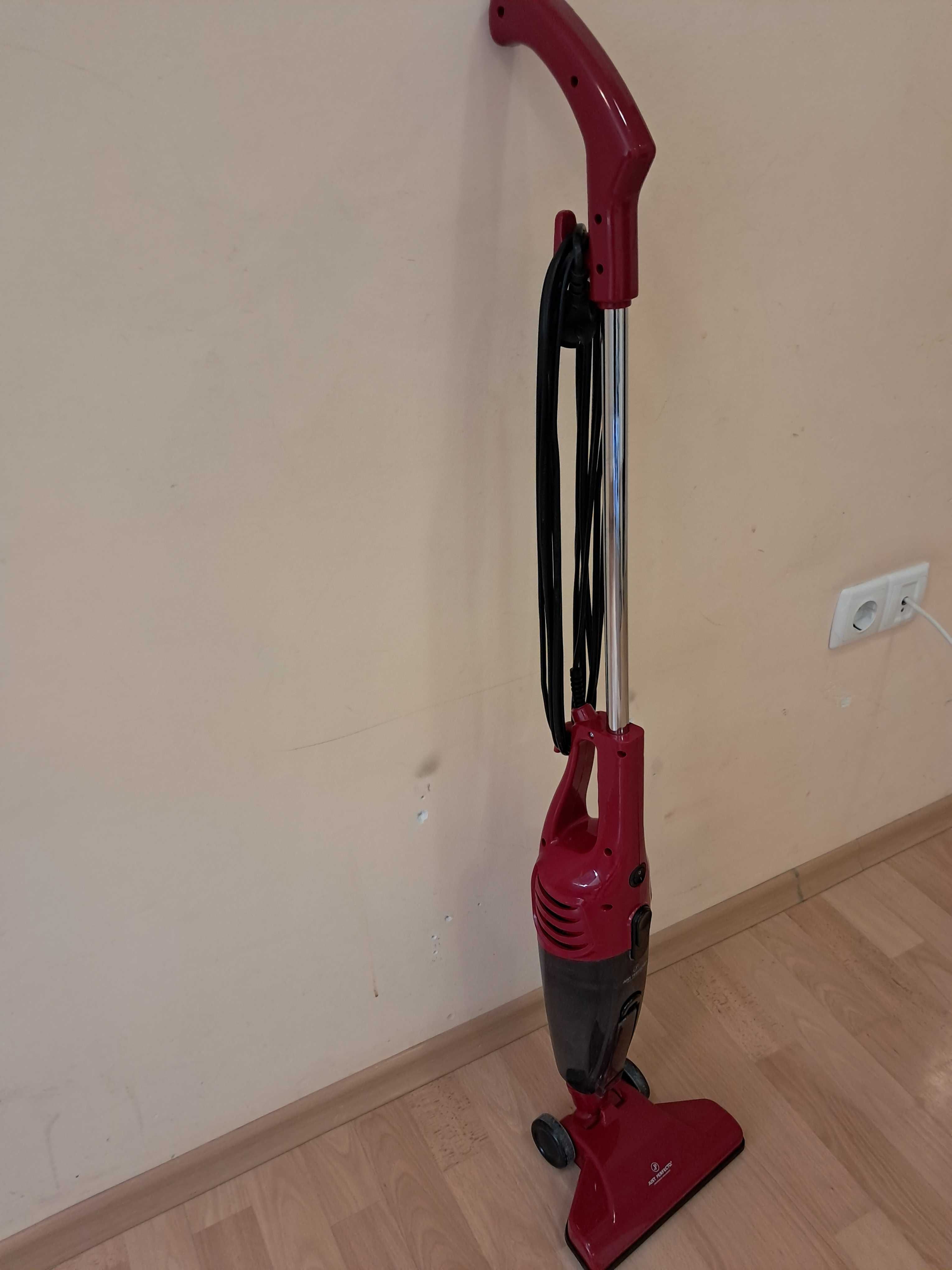 Прахосмукача - вертикална 800W