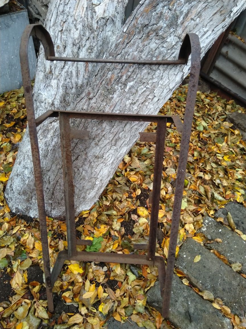 Большие сани без короба,емкость железная