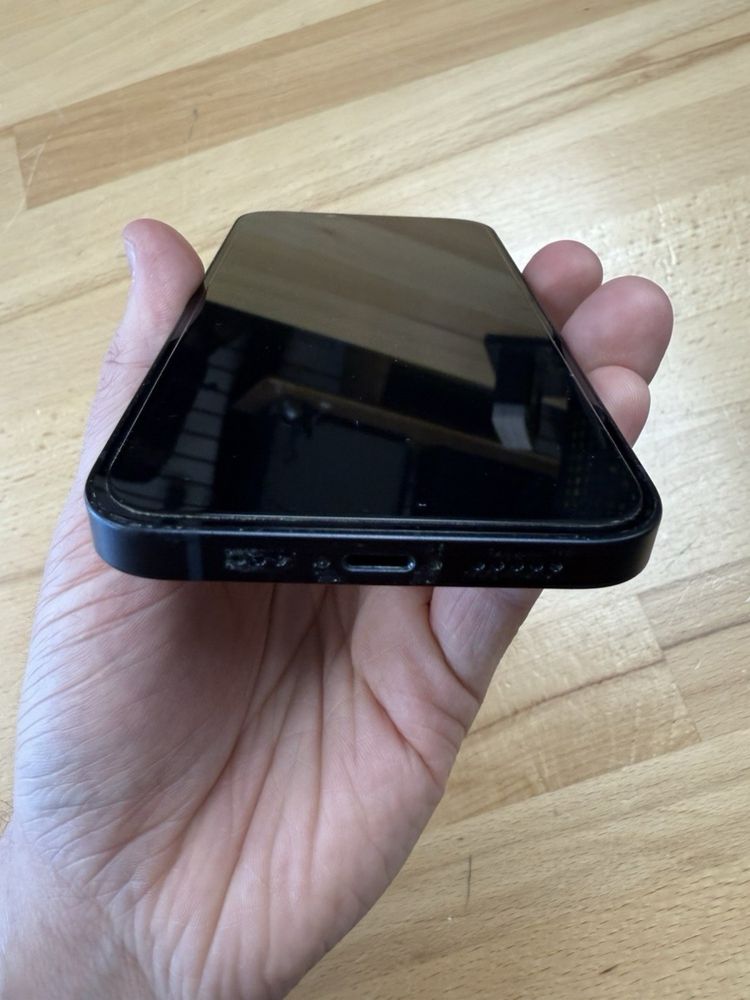 Apple iPhone 13 - 128 GB - Midnight (Metro) - 100% Battery