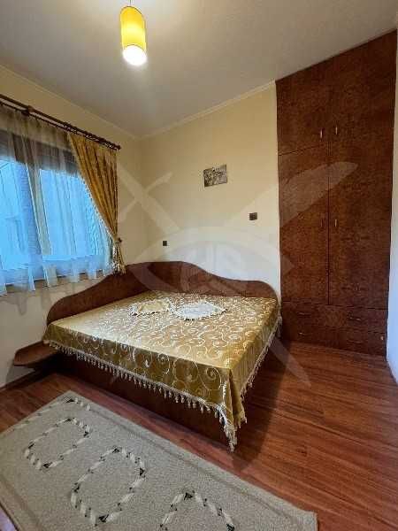 Тристаен апартамент в кв. Тракия, 63805