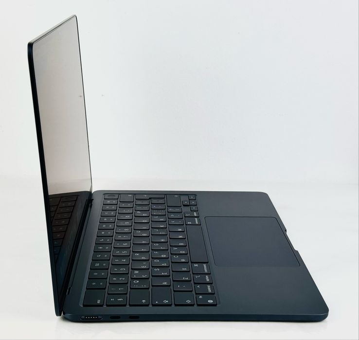 Apple MacBook Air 13 M2 8RAM 512GB Midnight 100% Батерия! Гаранция!