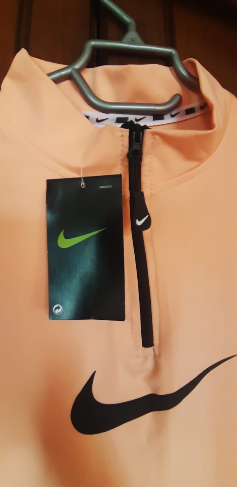 Спортивная кофта ражгард Nike. 42 размер