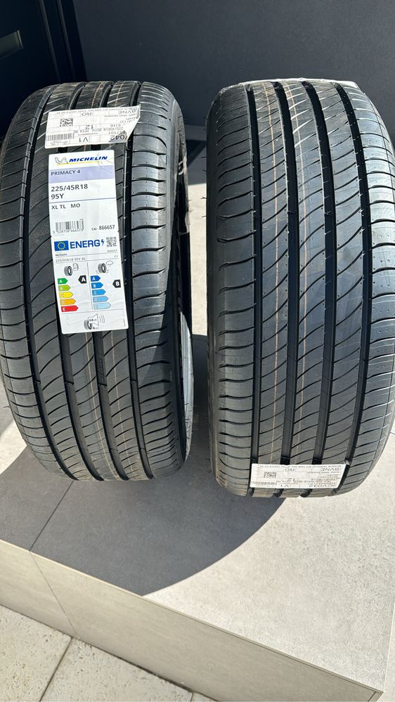 Vand anvelope 255/40R18 99Y noi DOT 09 2023