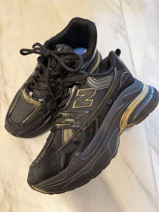 Маркови обувки, лоуфъри, токчета, сникърси, кецове  36 номер