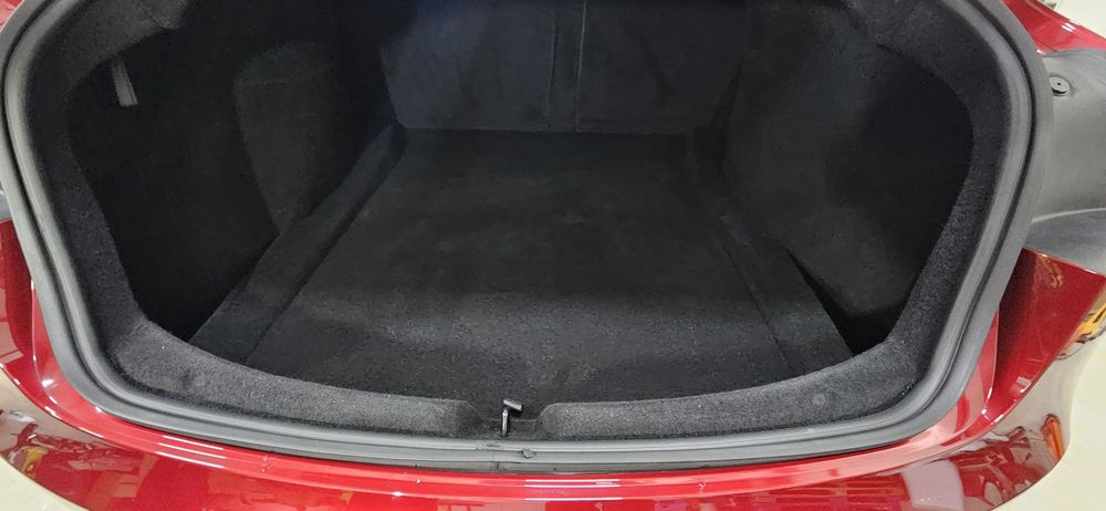 Vand tesla 2024 long range 4x4 highlander 42.000 km