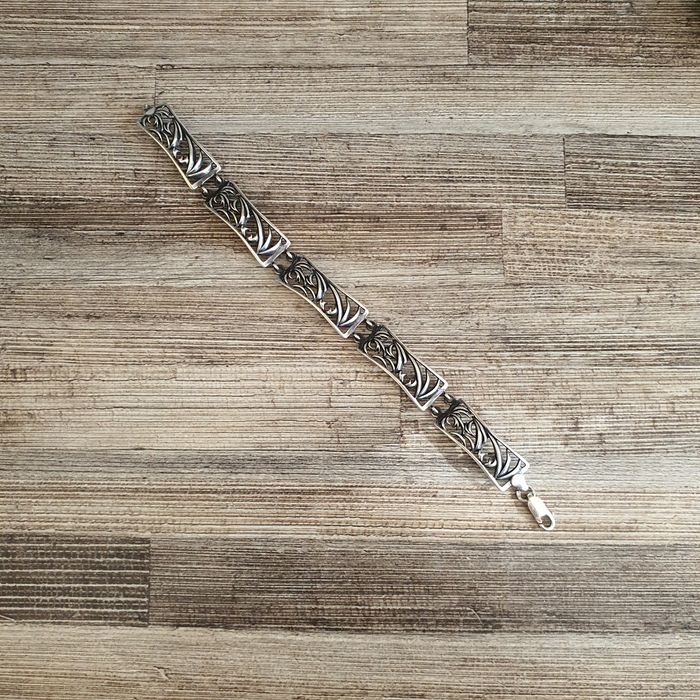 Дамска  сребърна  гривна