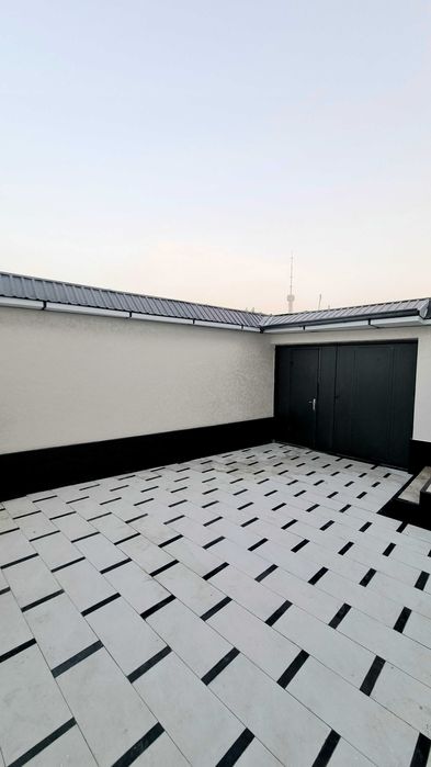 Центр. Продается коттедж в центре под ключ на Шахристанской. Срочно!