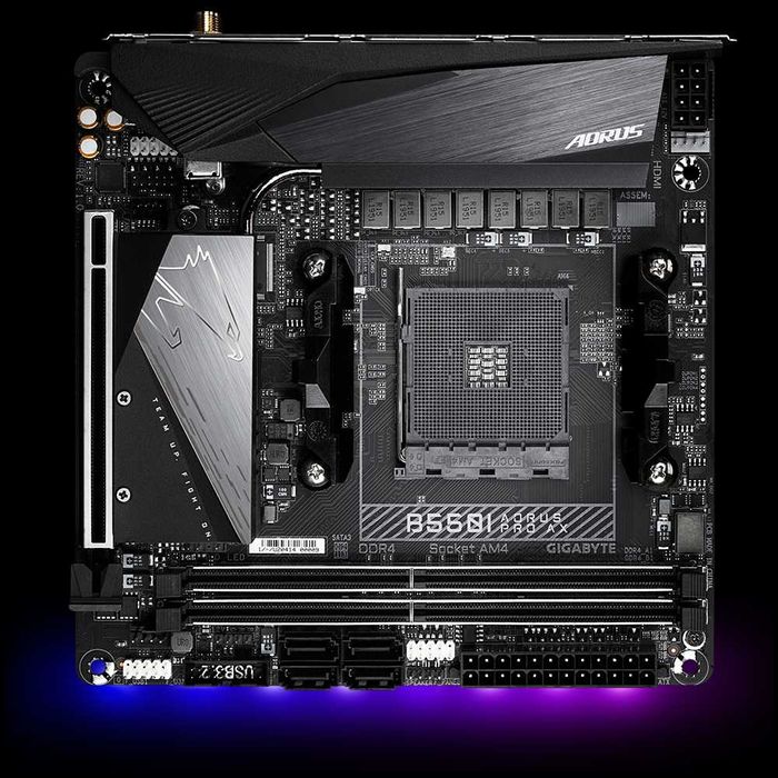 Gigabyte B550i ITX,Ryzen 5600x,Fuma 2,Corsair Vengeance DDR4 3600 32GB