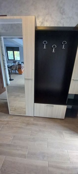 Vand mobila hol nouă