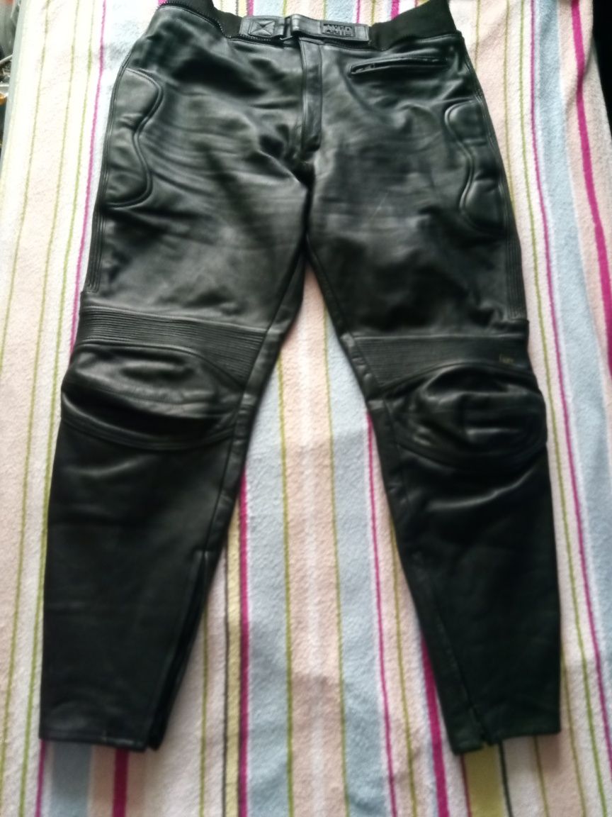 Pantaloni moto piele Akito BodyGuard