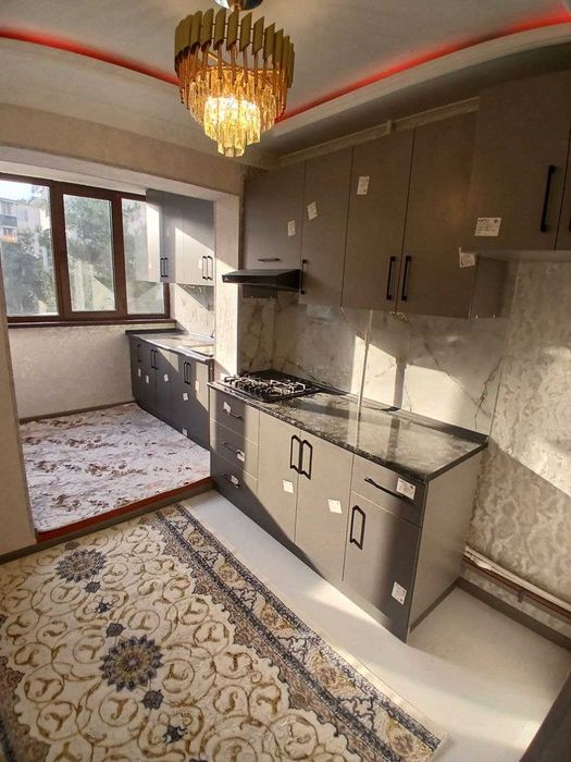 3х комнатная квартира на 2 этаже  68кв/м, в Самарканде