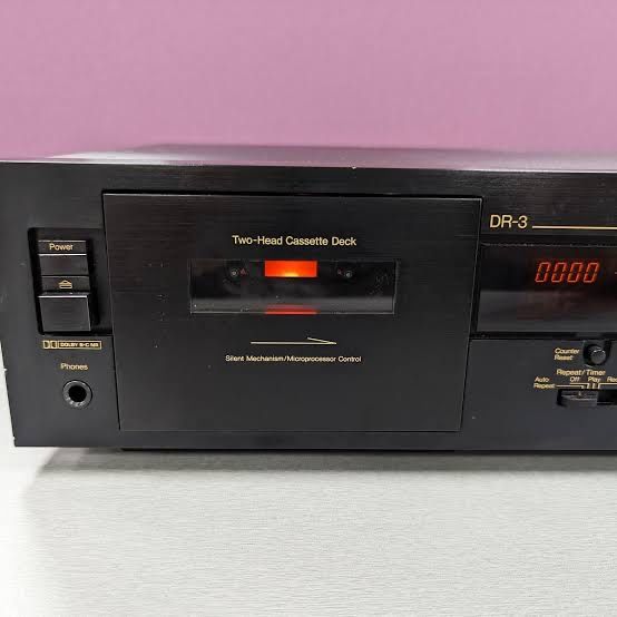 Коликционерски Касетен Дек Nakamichi DR-3