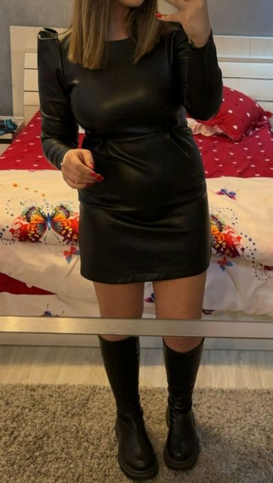 Rochie de imitatie piele
