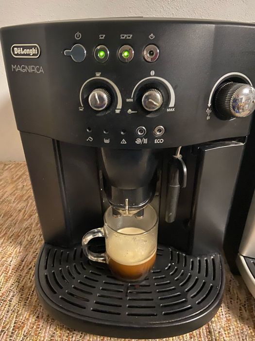 Espresor cafea Delonghi magnifica eco