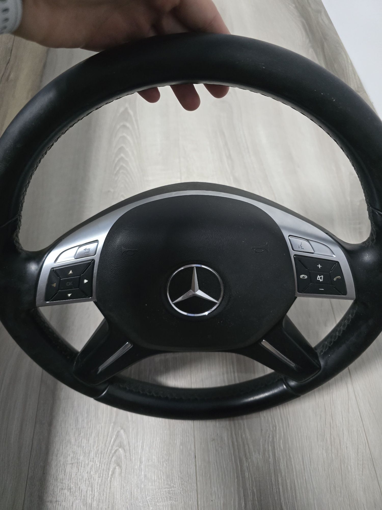Волан+бег за Mercedes W204 facelift