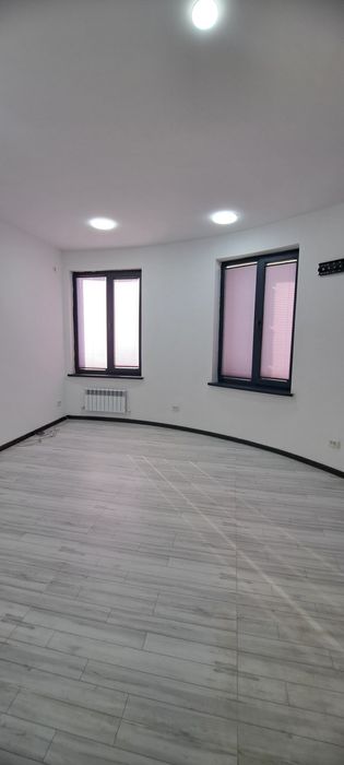 Ofis arendaga beriladi