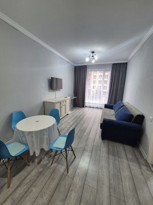 2 комнатная квартира по суточно в Жк Легенда